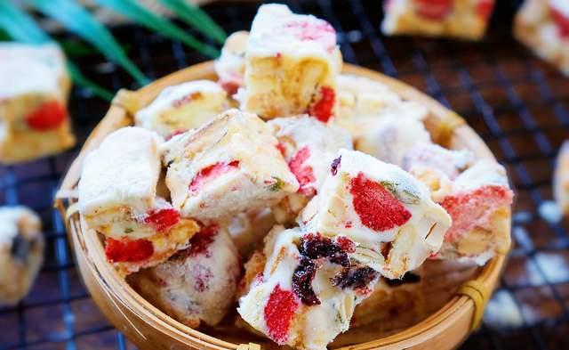 {六合彩}(目前最火的网红小吃有哪些)