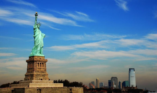 {線上賭場}(美国旅游签证可以停留多久)