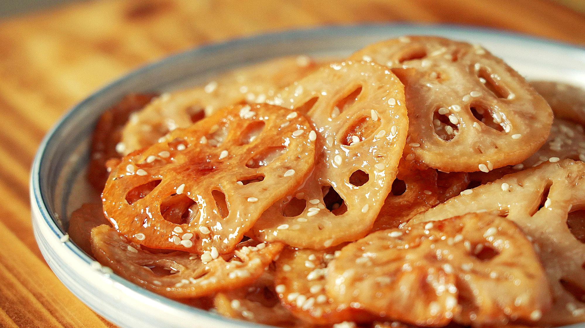 {線上賭場}(美食制作小视频每个月挣多少钱)